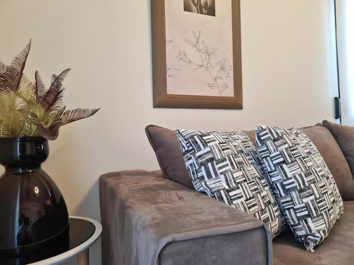 Anna & Zampia Apts Apartamento Kíssamos