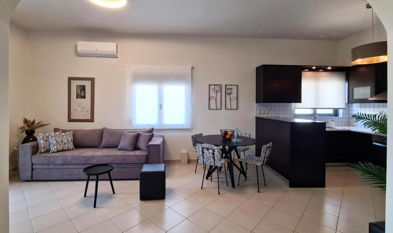 Anna & Zampia Apts Appartamento