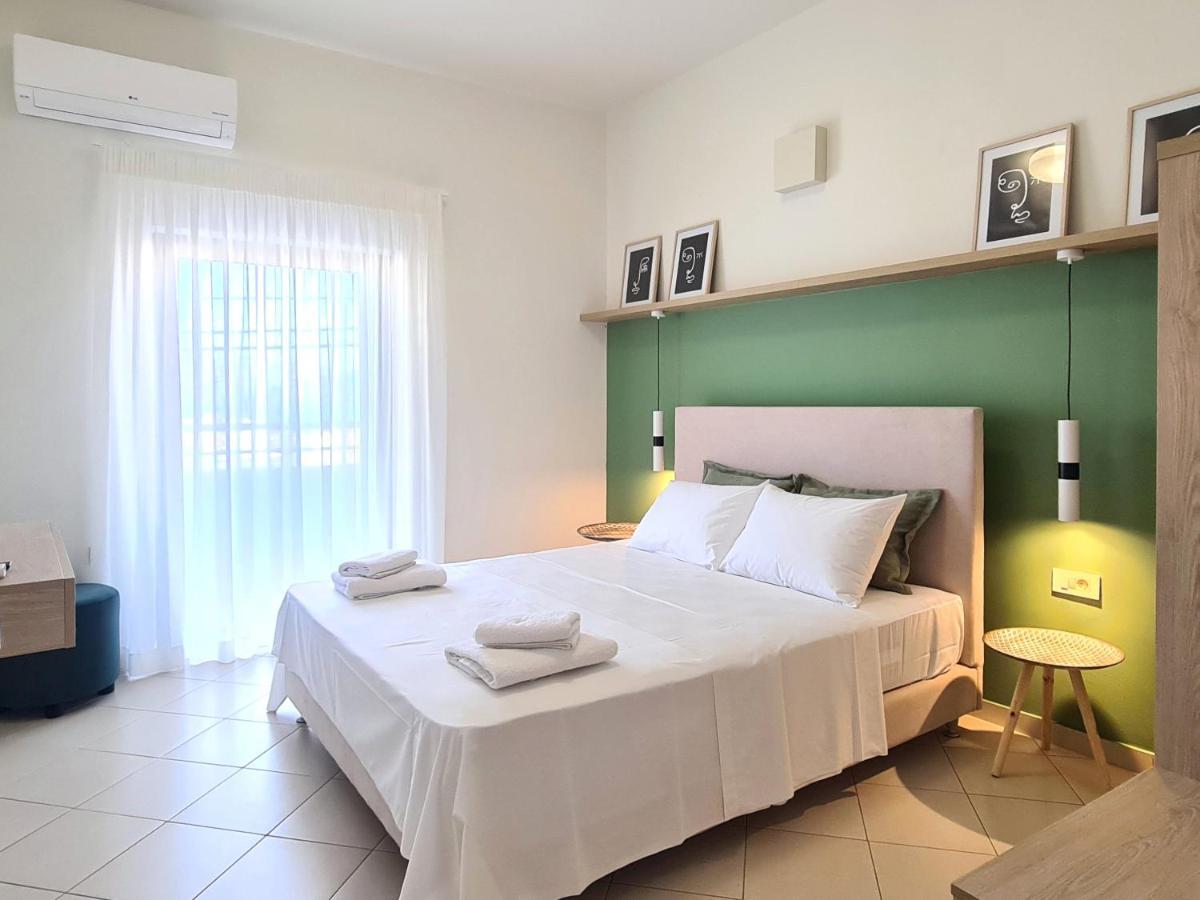 Anna & Zampia Apts Appartamento *